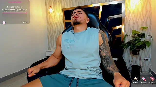 Snapshot of Brad_Summer chatting on September 19, 2025, 5:17 pm Brad Summer online show from September 19, 2025, 5:17 pm