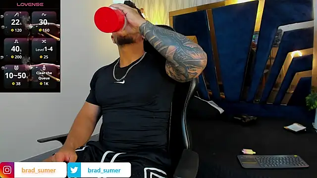 Snapshot of Brad_Summer chatting on September 26, 2025, 5:31 pm Brad Summer online show from September 26, 2025, 5:31 pm