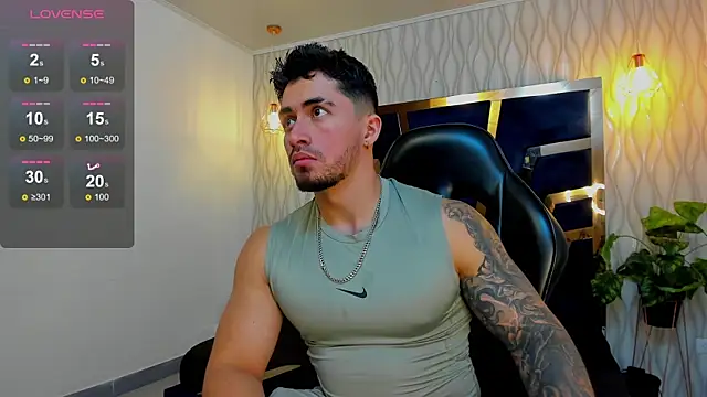 Snapshot of Brad_Summer chatting on October 1, 2025, 5:17 pm Brad Summer online show from October 1, 2025, 5:17 pm