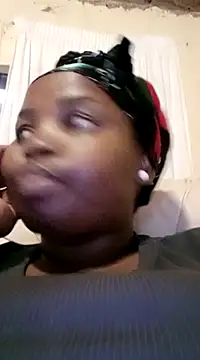 ShySexyBaddie online show from March 13, 2025, 4:45 pm