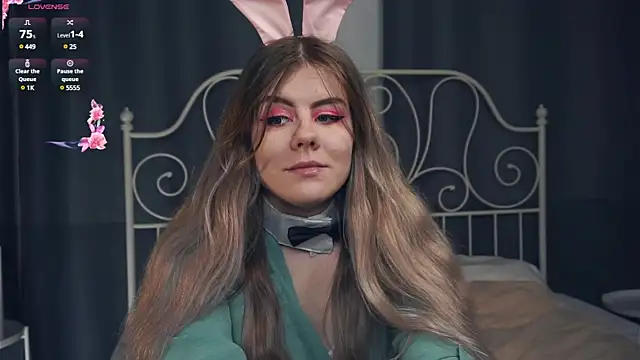 PhilippaHarber online show from January 31, 2025, 7:40 pm