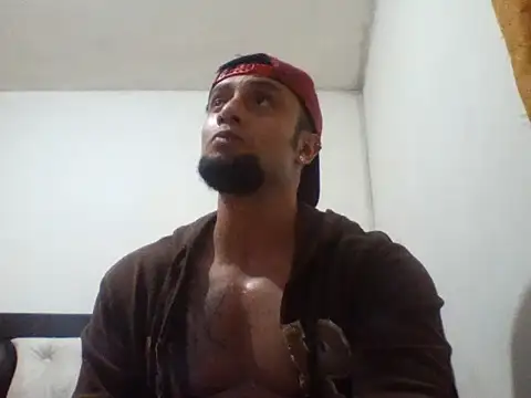 Snapshot of davidcr89 chatting on September 18, 2025, 5:54 am davidcr89 online show from September 18, 2025, 5:54 am