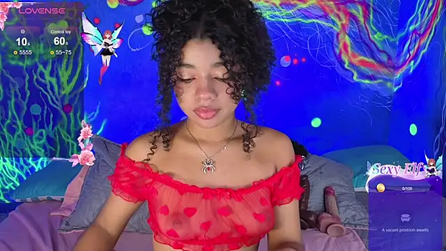 lucie petite online show from March 23, 2026, 6:41 pm