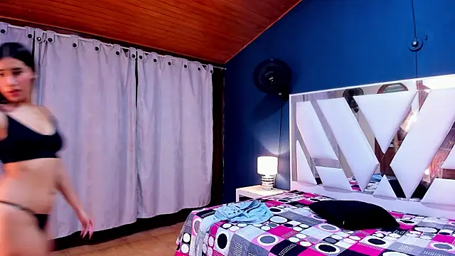 Alondra Cutie online show from March 20, 2025, 12:30 am