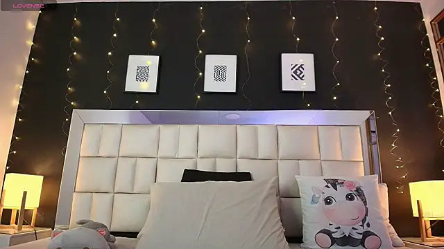 Snapshot of anastasia_windel chatting on October 14, 2025, 7:25 pm anastasia windel online show from October 14, 2025, 7:25 pm