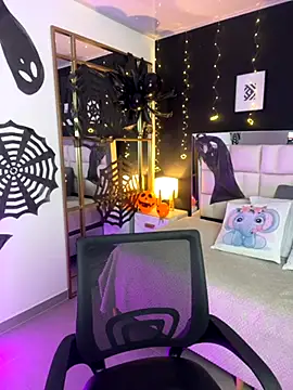 Snapshot of anastasia_windel chatting on October 24, 2025, 7:35 pm anastasia windel online show from October 24, 2025, 7:35 pm