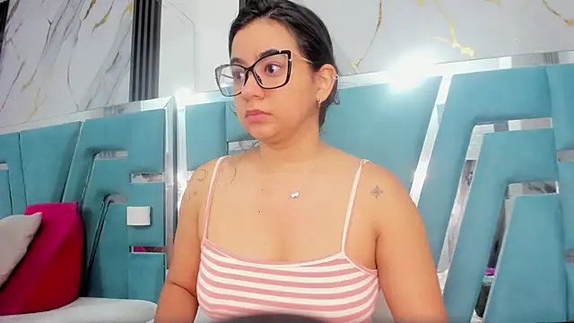 Snapshot of miilaklum chatting on November 2, 2025, 11:48 am miilaklum online show from November 2, 2025, 11:48 am