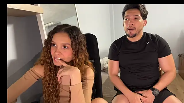 Snapshot of RagnarLothbrokXX chatting on September 15, 2025, 7:14 pm RagnarLothbrokXX online show from September 15, 2025, 7:14 pm