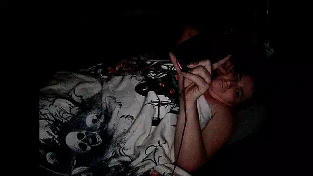 StonerPrincessGenie online show from February 26, 2025, 1:22 pm