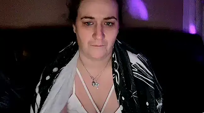 StonerPrincessGenie online show from February 1, 2025, 2:24 pm