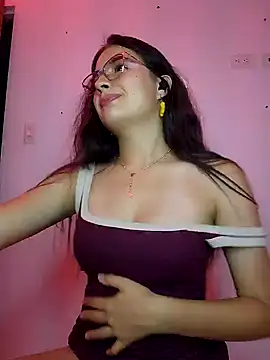 baaby-miiaa online show from February 17, 2025, 3:15 am
