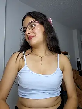 baaby-miiaa online show from February 14, 2025, 5:30 am