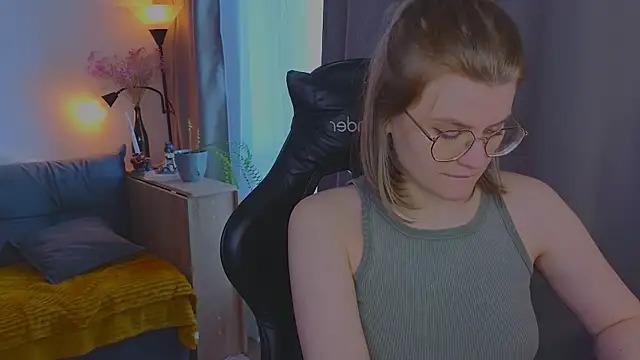  JessieVibes online show from April 18, 2026, 1:35 pm