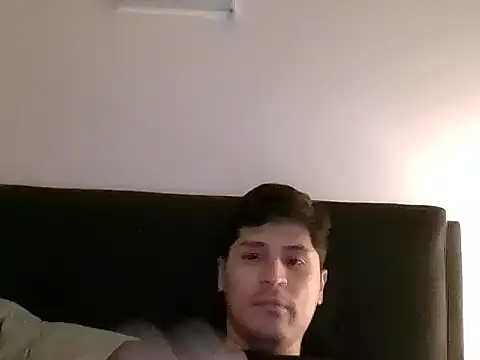 Snapshot of PerroDemonioHot chatting on March 5, 2026, 5:15 am PerroDemonioHot online show from March 5, 2026, 5:15 am