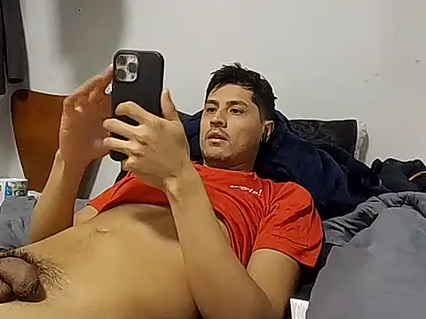 Snapshot of PerroDemonioHot chatting on February 5, 2026, 9:10 pm PerroDemonioHot online show from February 5, 2026, 9:10 pm