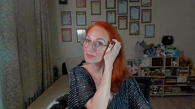 Snapshot of red_rocco chatting on January 18, 2025, 5:48 pm red rocco online show from January 18, 2025, 5:48 pm