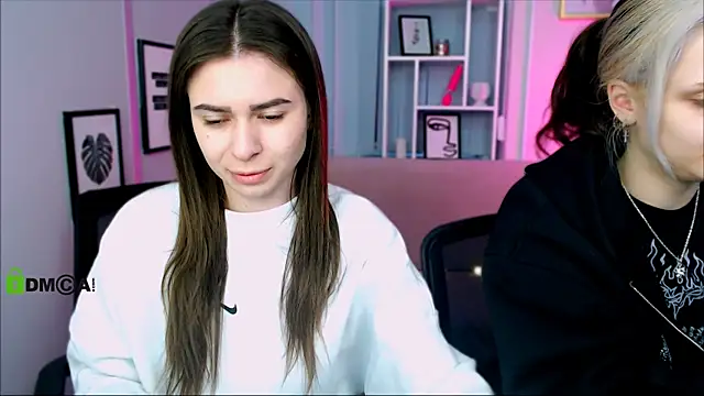 Snapshot of flora_ri chatting on February 11, 2025, 10:14 am flora ri online show from February 11, 2025, 10:14 am