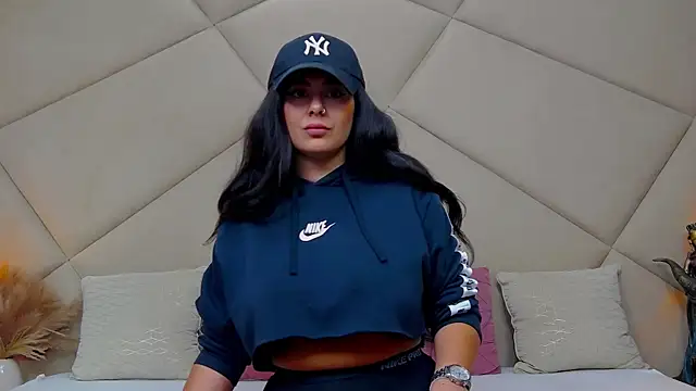 Snapshot of ChloeFrost chatting on September 20, 2025, 5:01 am ChloeFrost online show from September 20, 2025, 5:01 am