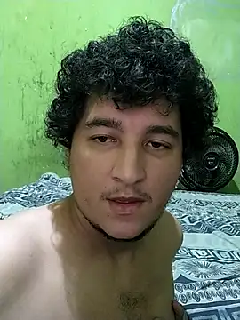 Snapshot of passivofoggozo69 chatting on October 9, 2025, 3:18 am passivofoggozo69 online show from October 9, 2025, 3:18 am