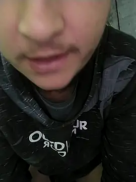 Snapshot of passivofoggozo69 chatting on October 21, 2025, 6:13 am passivofoggozo69 online show from October 21, 2025, 6:13 am