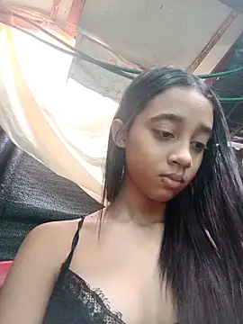 Zoe Sweett18 online show from February 18, 2025, 1:22 pm