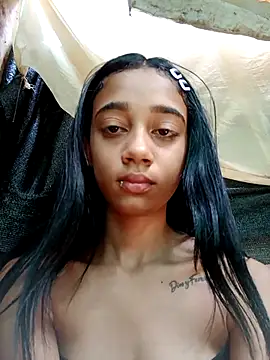 Zoe Sweett18 online show from March 3, 2025, 12:50 pm