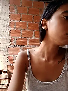 Zoe Sweett18 online show from September 11, 2025, 6:41 pm