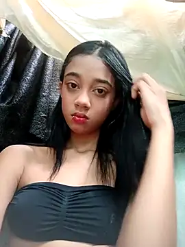 Zoe Sweett18 online show from March 8, 2025, 12:41 pm