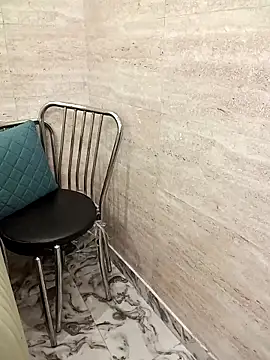 Snapshot of Miss_Cuteness chatting on October 15, 2025, 5:28 am Miss Cuteness online show from October 15, 2025, 5:28 am