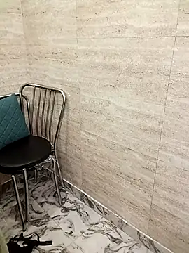 Snapshot of Miss_Cuteness chatting on October 14, 2025, 4:57 am Miss Cuteness online show from October 14, 2025, 4:57 am