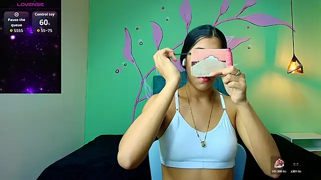 Connie Bell online show from November 1, 2025, 9:19 pm