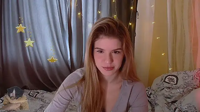 Snapshot of Melissa_smith_ chatting on September 22, 2025, 10:32 am Melissa smith online show from September 22, 2025, 10:32 am