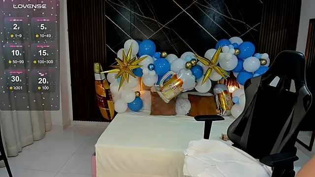 Lolly 18 online show from October 14, 2025, 3:12 pm