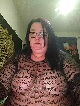 diosacurvy1984 online show from February 20, 2026, 11:39 pm