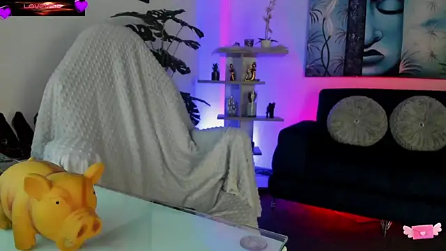 Snapshot of VioletParkker chatting on September 22, 2025, 11:27 am VioletParkker online show from September 22, 2025, 11:27 am