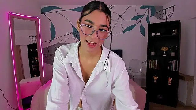 Dana Paula online show from November 7, 2025, 11:59 am