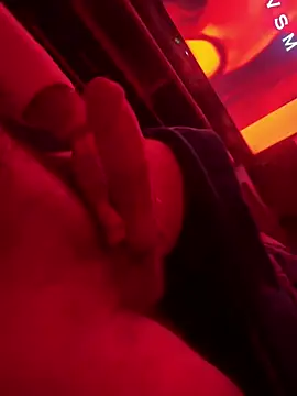 Snapshot of sexy-schwanz chatting on January 19, 2025, 12:28 am sexy-schwanz online show from January 19, 2025, 12:28 am