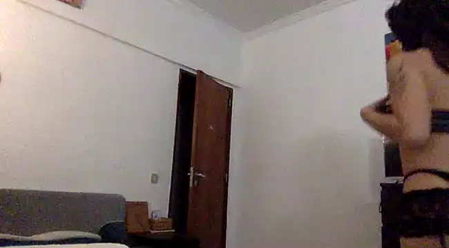 Snapshot of Mia___Love chatting on March 14, 2025, 7:34 pm Mia Love online show from March 14, 2025, 7:34 pm