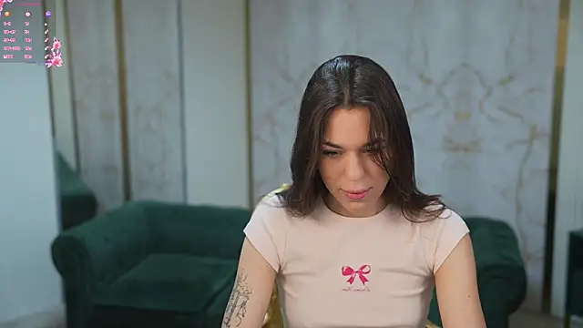 Roxi Twix online show from March 12, 2025, 7:35 am