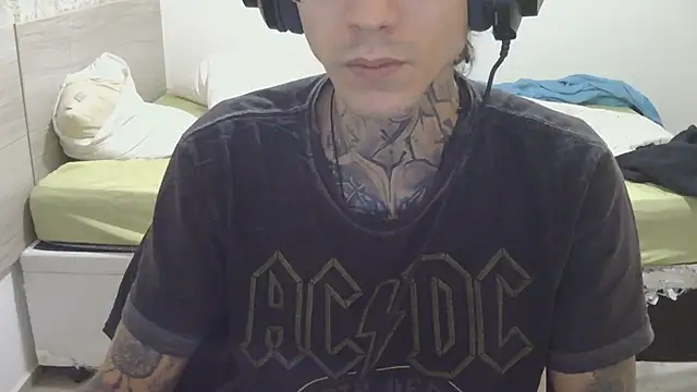 Snapshot of smokingink chatting on May 14, 2026, 8:39 pm smokingink online show from May 14, 2026, 8:39 pm