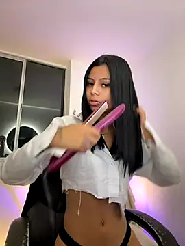 Snapshot of Michell_sr chatting on October 1, 2025, 1:11 am Michell sr online show from October 1, 2025, 1:11 am