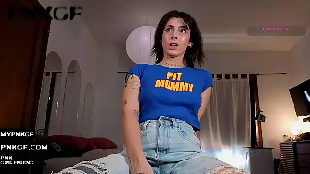 Snapshot of bunnierotten chatting on September 25, 2025, 9:21 pm bunnierotten online show from September 25, 2025, 9:21 pm