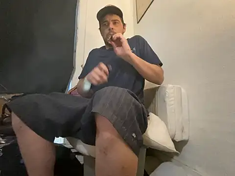 Snapshot of almighty_d chatting on October 4, 2025, 12:12 am almighty d online show from October 4, 2025, 12:12 am