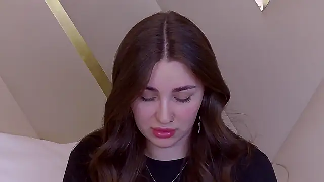 KiraBarlows online show from February 21, 2025, 1:33 am