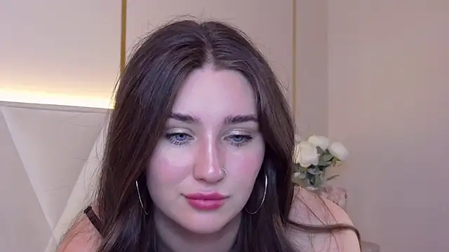KiraBarlows online show from February 8, 2025, 2:26 am
