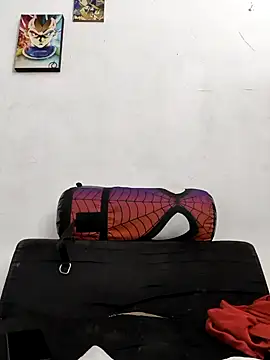 owen2992 online show from October 31, 2025, 7:21 pm