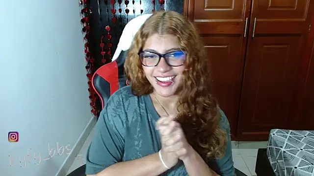 Snapshot of Eyfy_bbs chatting on February 24, 2026, 9:26 pm Eyfy bbs online show from February 24, 2026, 9:26 pm