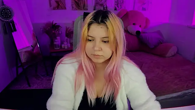 DiaAngell online show from February 15, 2026, 7:24 pm