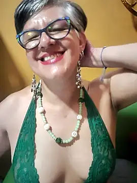 ilonna2025 online show from January 18, 2026, 10:18 am