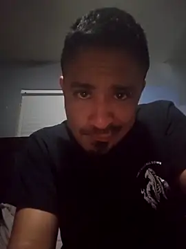 Burrrucecold00 online show from February 14, 2025, 9:45 am